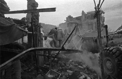 indiv.book.sky.earth.09